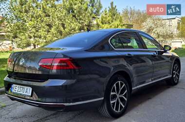 Седан Volkswagen Passat 2018 в 