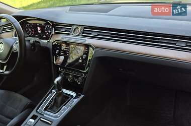 Седан Volkswagen Passat 2018 в 