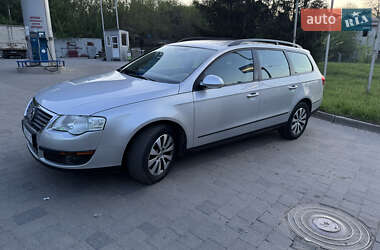 Універсал Volkswagen Passat 2009 в 