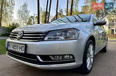 Седан Volkswagen Passat 2012 в 