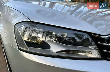 Седан Volkswagen Passat 2012 в 