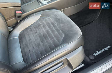 Седан Volkswagen Passat 2012 в 