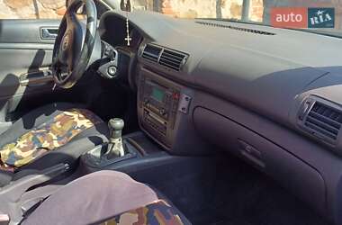 Універсал Volkswagen Passat 2004 в 