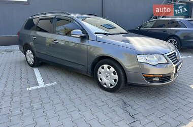 Универсал Volkswagen Passat 2005 в Хмельницком