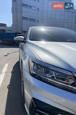 Седан Volkswagen Passat 2018 в 