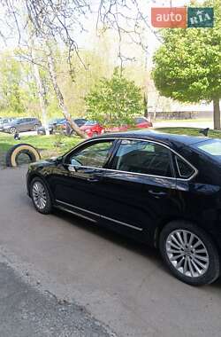 Седан Volkswagen Passat 2015 в Лозовій