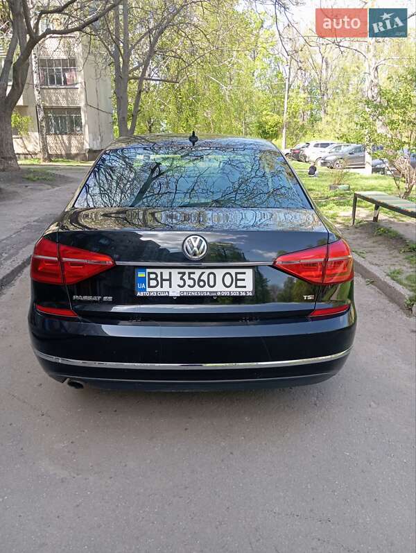 Седан Volkswagen Passat 2015 в Лозовой