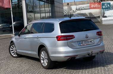 Универсал Volkswagen Passat 2015 в 