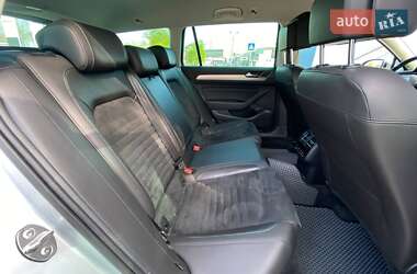 Универсал Volkswagen Passat 2015 в 