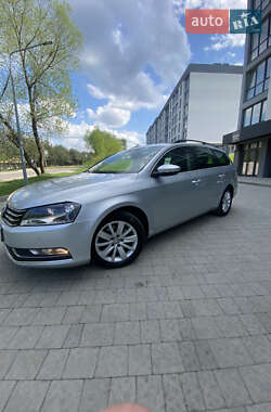 Универсал Volkswagen Passat 2011 в 