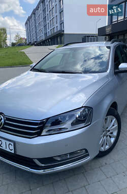 Универсал Volkswagen Passat 2011 в 