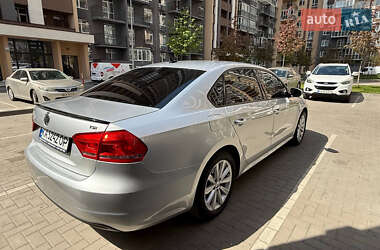 Седан Volkswagen Passat 2014 в 