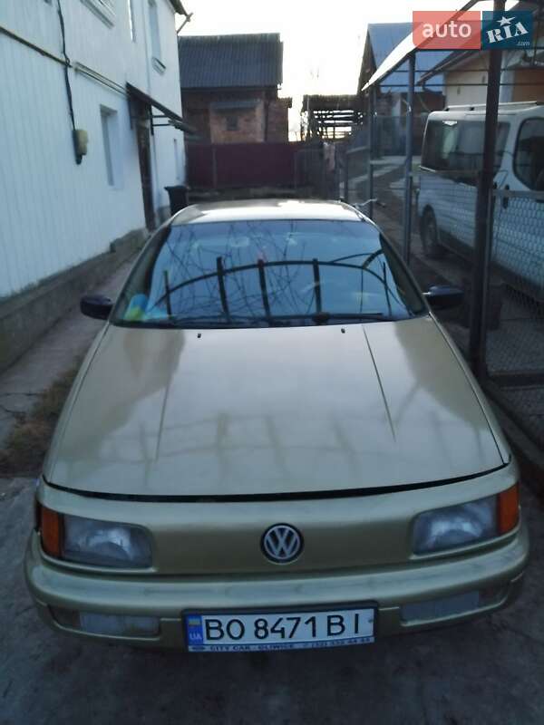 Volkswagen Passat 1989