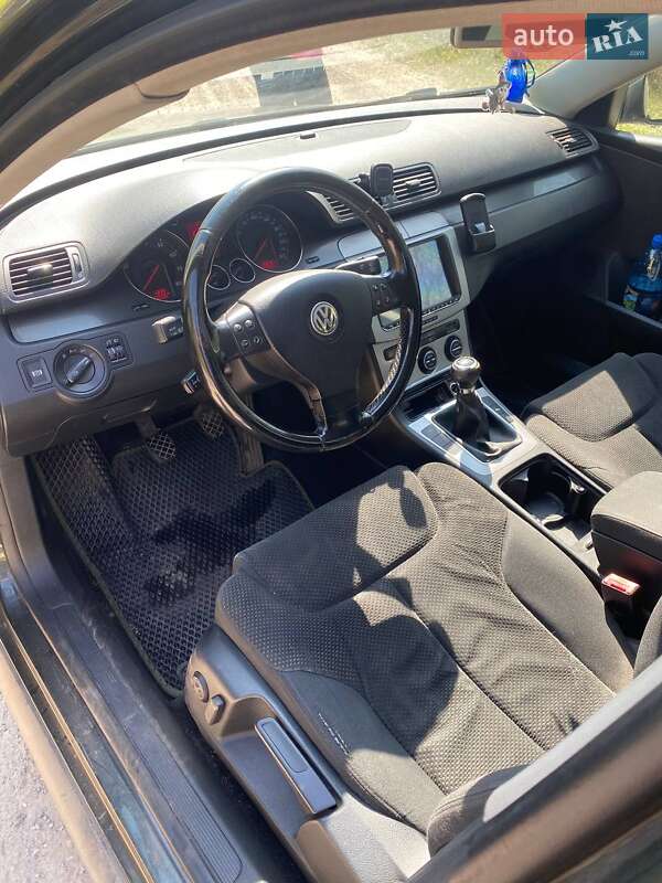 Универсал Volkswagen Passat 2006 в Ковеле
