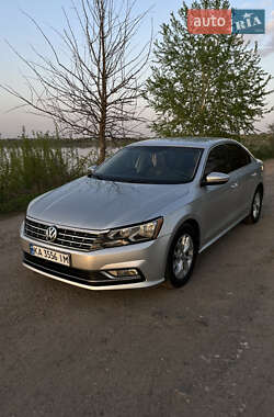 Седан Volkswagen Passat 2016 в 