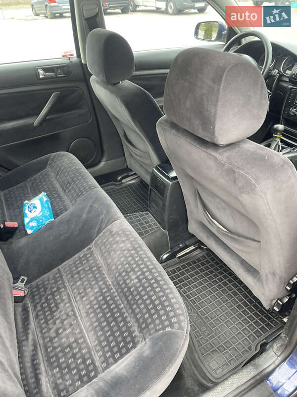 Седан Volkswagen Passat 2002 в Белой Церкви