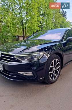Універсал Volkswagen Passat 2020 в 