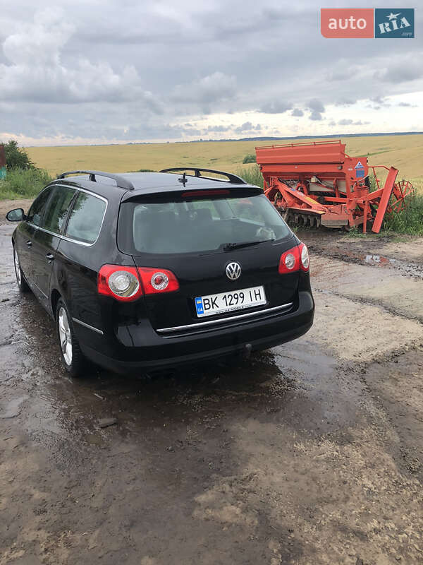 Универсал Volkswagen Passat 2006 в Гоще