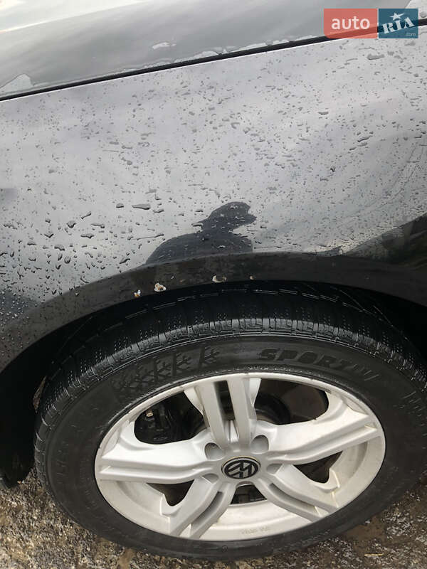 Универсал Volkswagen Passat 2006 в Гоще