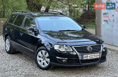 Універсал Volkswagen Passat 2006 в Чернівцях