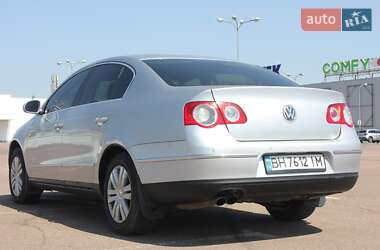 Седан Volkswagen Passat 2006 в 