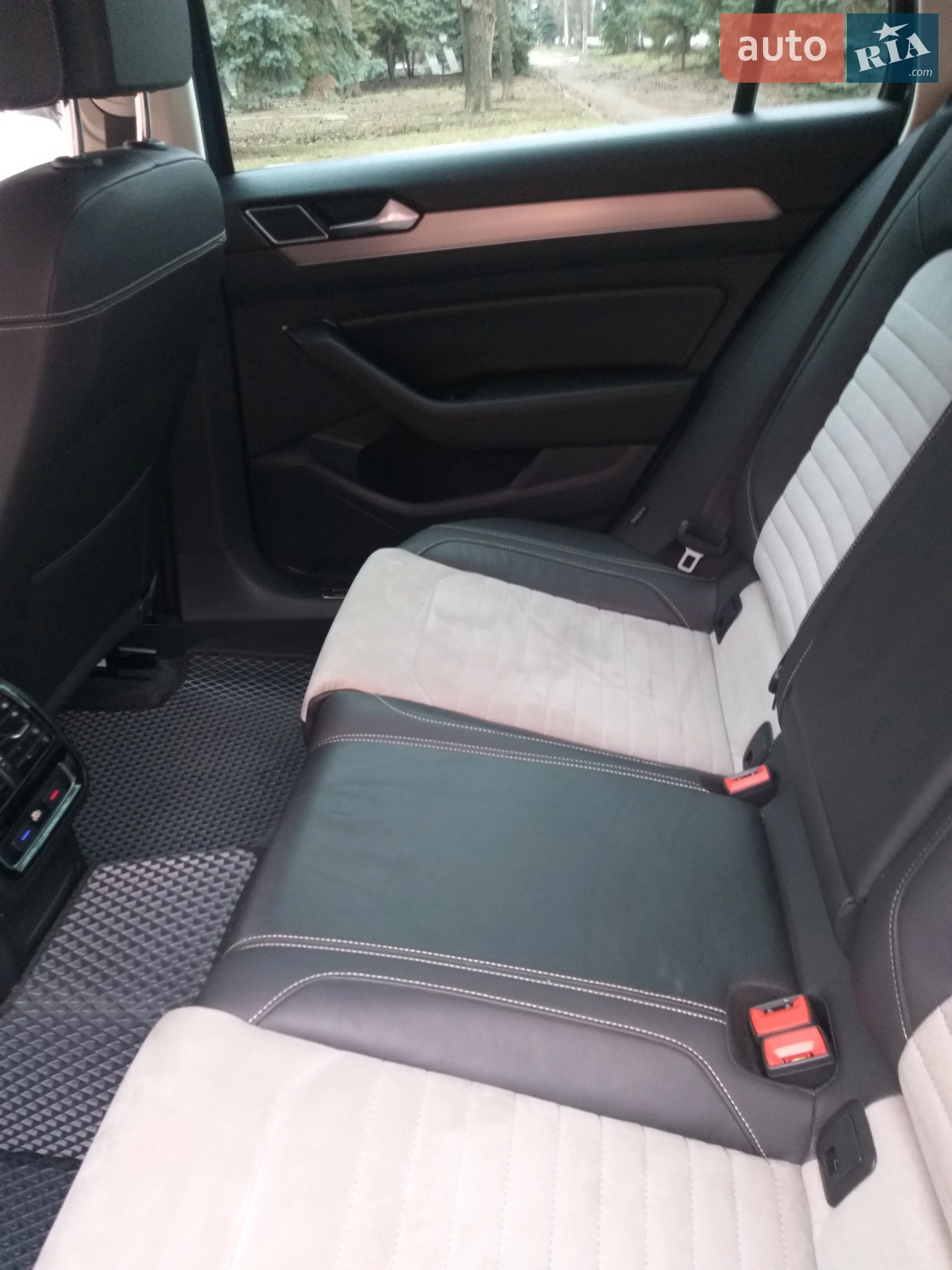 2019 Volkswagen Passat - мініатюра 22