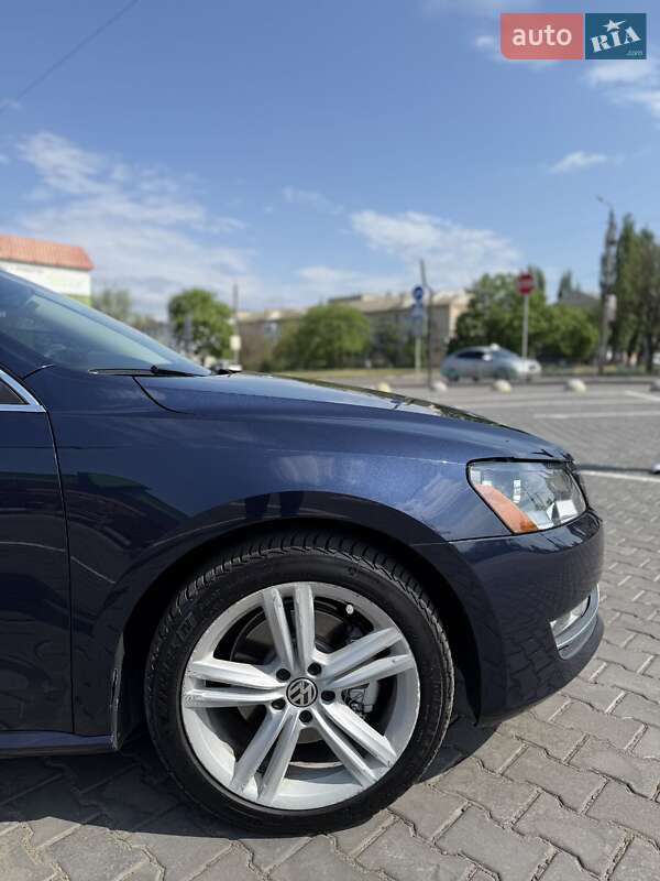 Седан Volkswagen Passat 2013 в Вознесенске