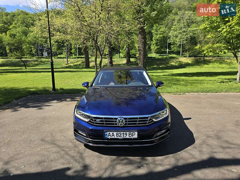 Седан Volkswagen Passat 2019 в 