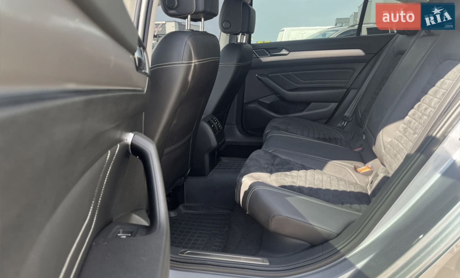 2019 Volkswagen Passat - мініатюра 9