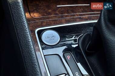 Седан Volkswagen Passat 2012 в 