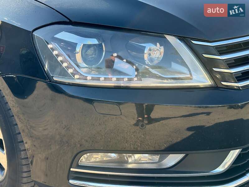 Універсал Volkswagen Passat 2011 в Вінниці