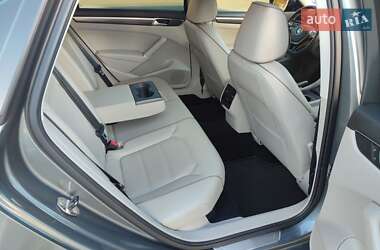Седан Volkswagen Passat 2016 в 