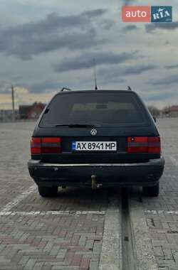 Универсал Volkswagen Passat 1995 в 