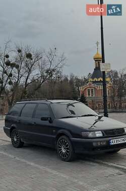 Универсал Volkswagen Passat 1995 в 