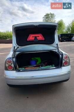 Седан Volkswagen Passat 2002 в 