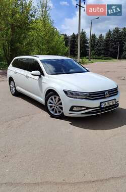 Универсал Volkswagen Passat 2020 в Броварах