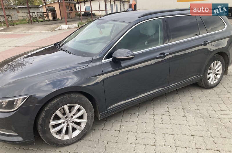 Универсал Volkswagen Passat 2016 в Мукачево