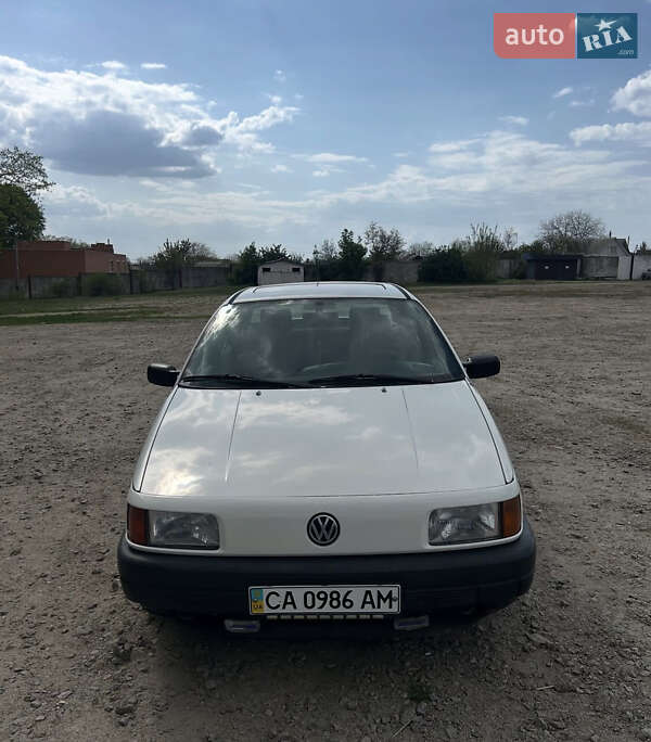 Volkswagen Passat 1990