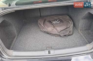 Седан Volkswagen Passat 2005 в 