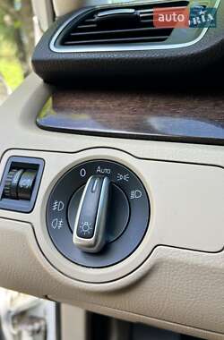 Универсал Volkswagen Passat 2012 в 