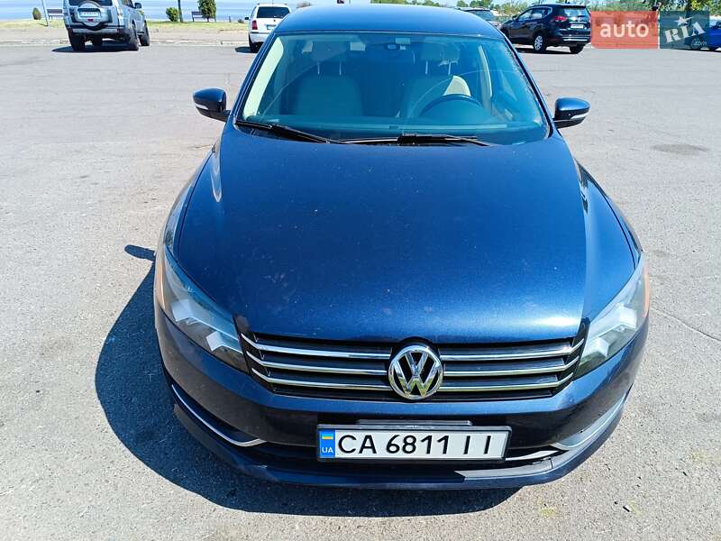 Седан Volkswagen Passat 2014 в Черкасах