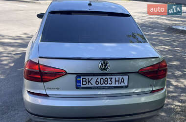 Седан Volkswagen Passat 2016 в 