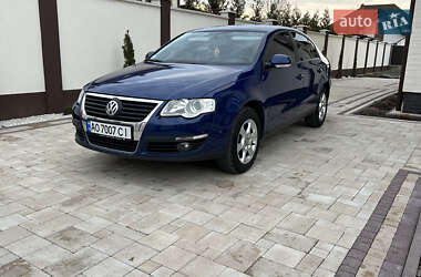 Седан Volkswagen Passat 2008 в Мукачево