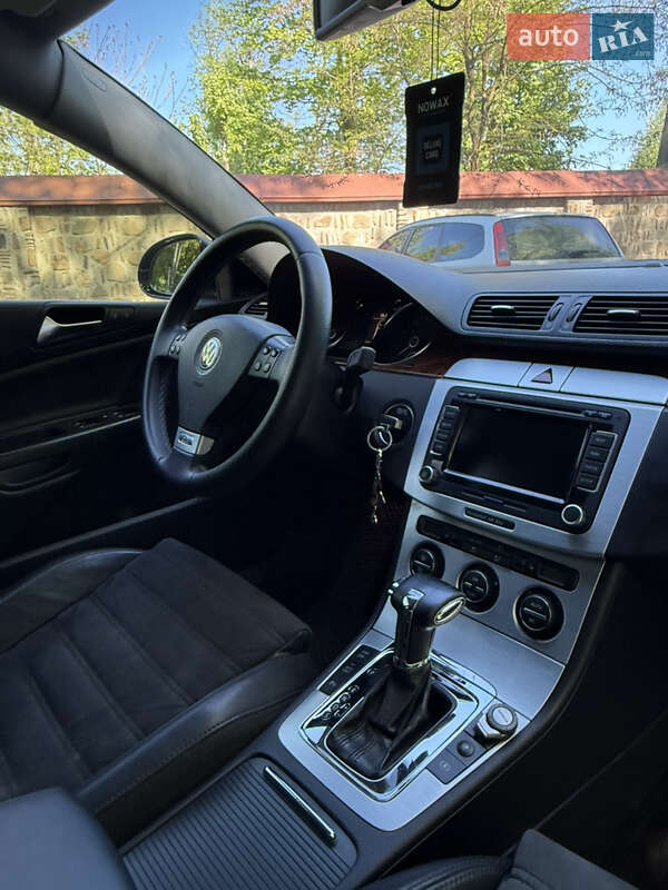 Седан Volkswagen Passat 2008 в Чернівцях