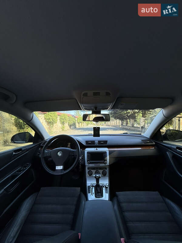Седан Volkswagen Passat 2008 в Чернівцях