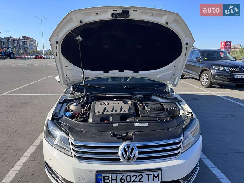 Универсал Volkswagen Passat 2012 в Виннице
