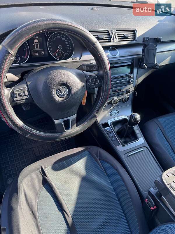 Универсал Volkswagen Passat 2012 в Виннице