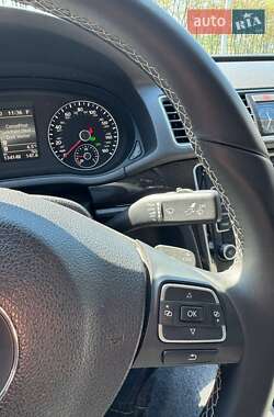 Седан Volkswagen Passat 2015 в 