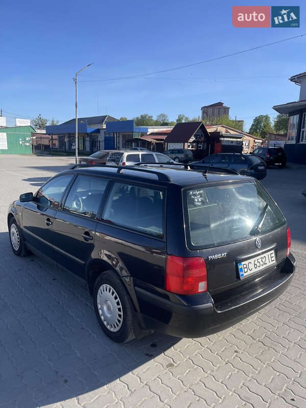 Универсал Volkswagen Passat 1999 в Золочеве