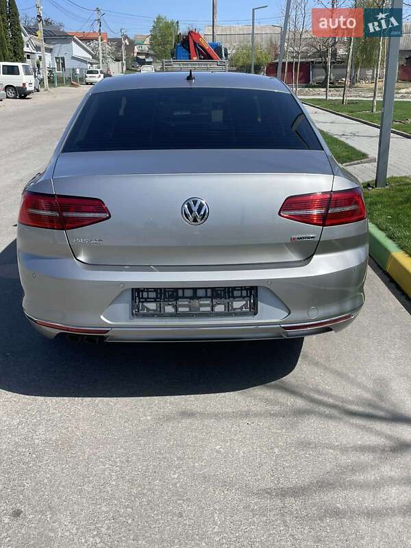Седан Volkswagen Passat 2017 в Києві фото 4 Седан Volkswagen Passat 2017 в Києві